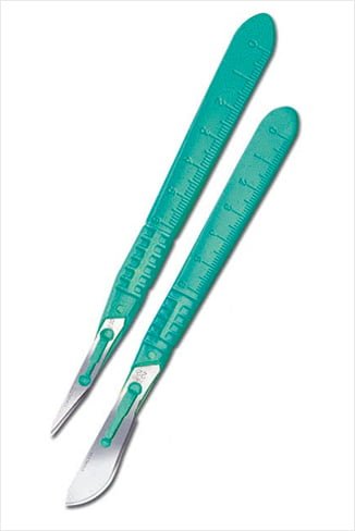 SURGICAL DISPOSABLE SCALPELS